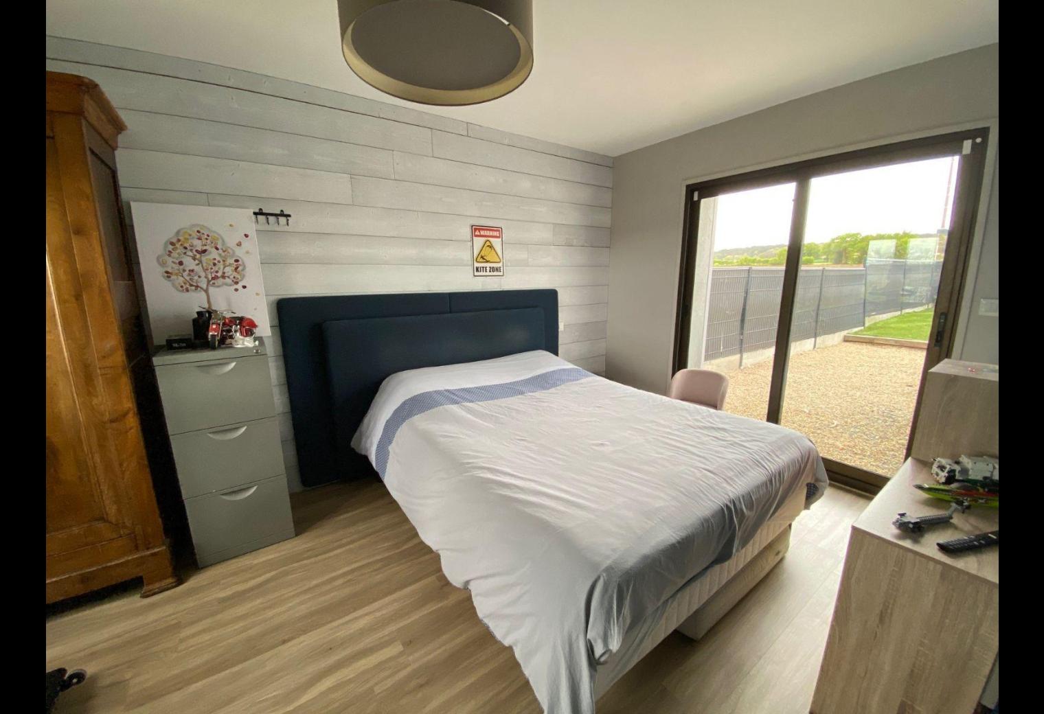 3d8ac85e-fac4-487b-bc42-0d71d8b28de8.jpg