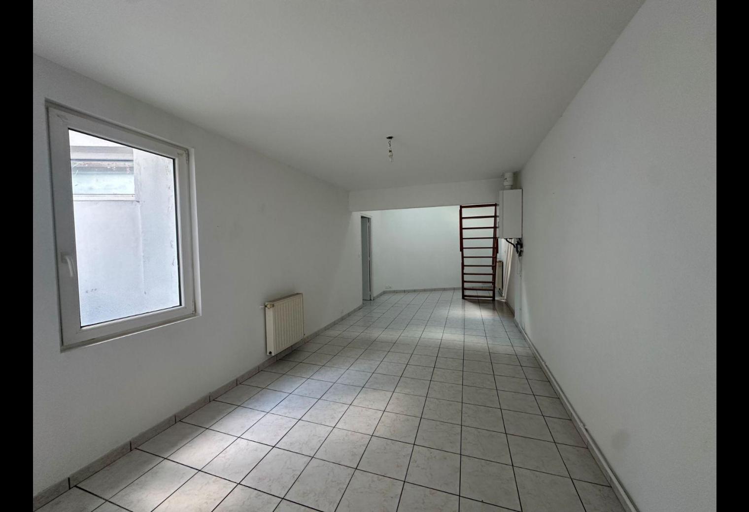 213da17e-8d18-4cad-92ae-e0a3fe935f9e.jpg