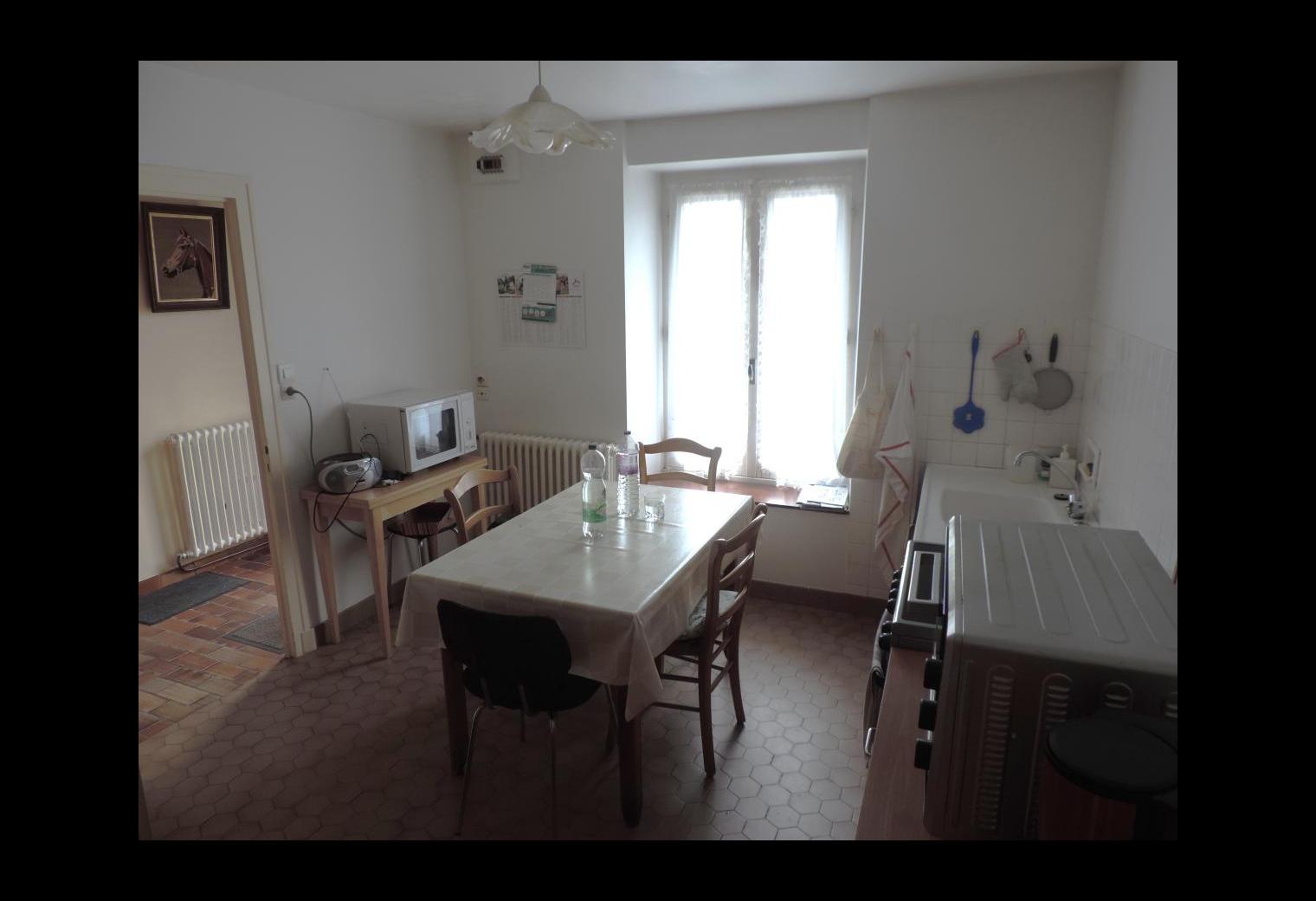7da12804-b5f7-4515-9cc4-19f83070a22a.jpg