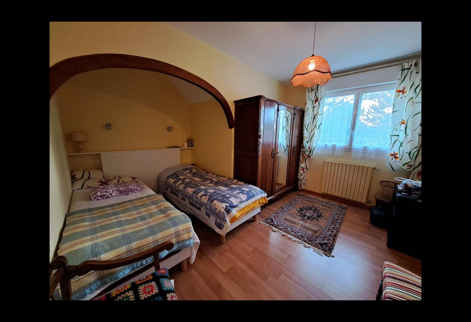 ad8dc3ed-34cf-44d8-8008-e540a0025d16.jpg
