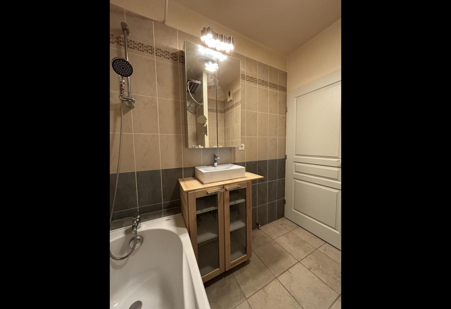 31c5d4db-57da-4cf8-9c78-de493b4083ef.jpg