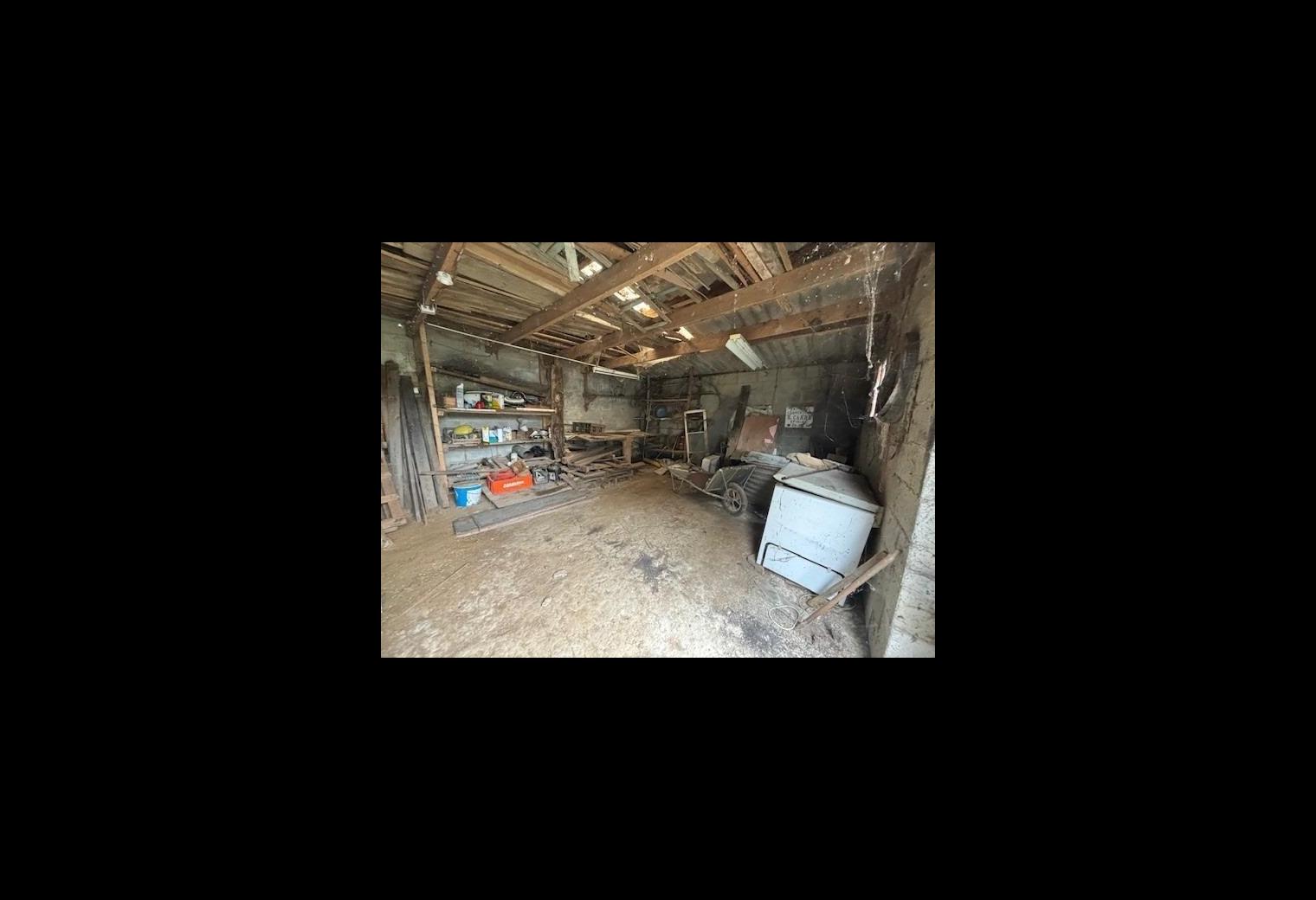 9cb9036c-767b-4f49-b96a-e59ae8b7fcf6.jpg