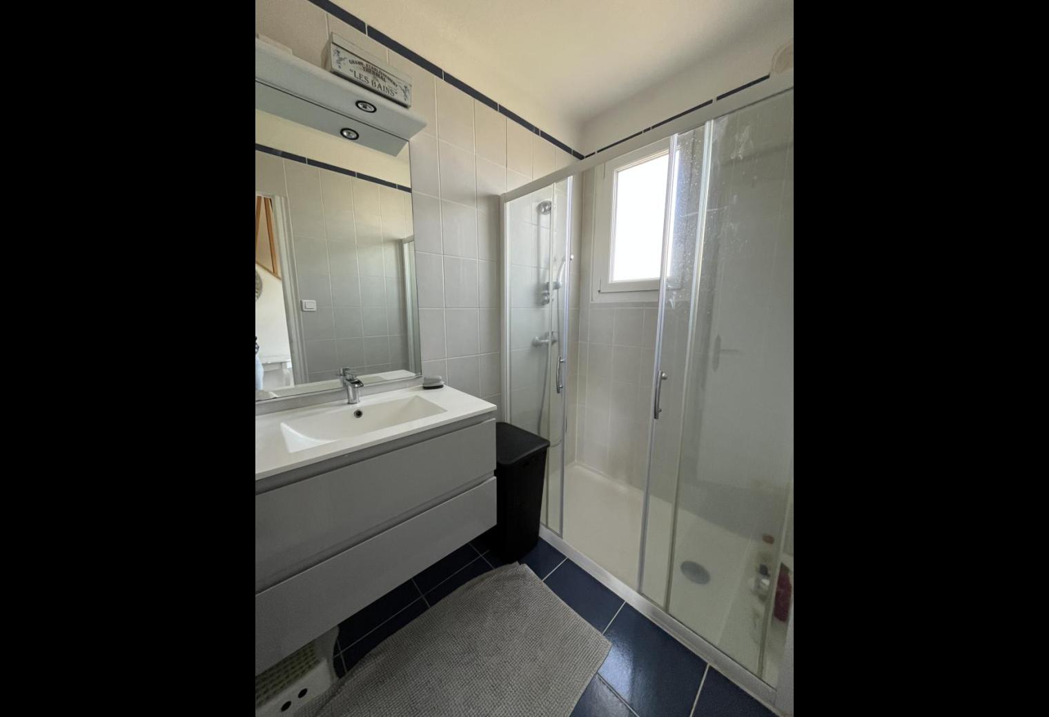 7aa4900b-462c-44bd-807d-ba080a5aa75f.jpg