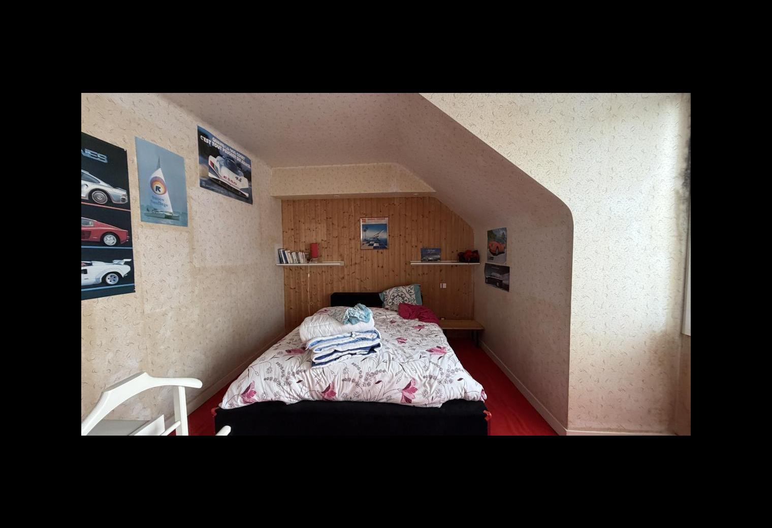 b1d58e4d-b463-46ef-add7-7b886c6e78b6.jpg