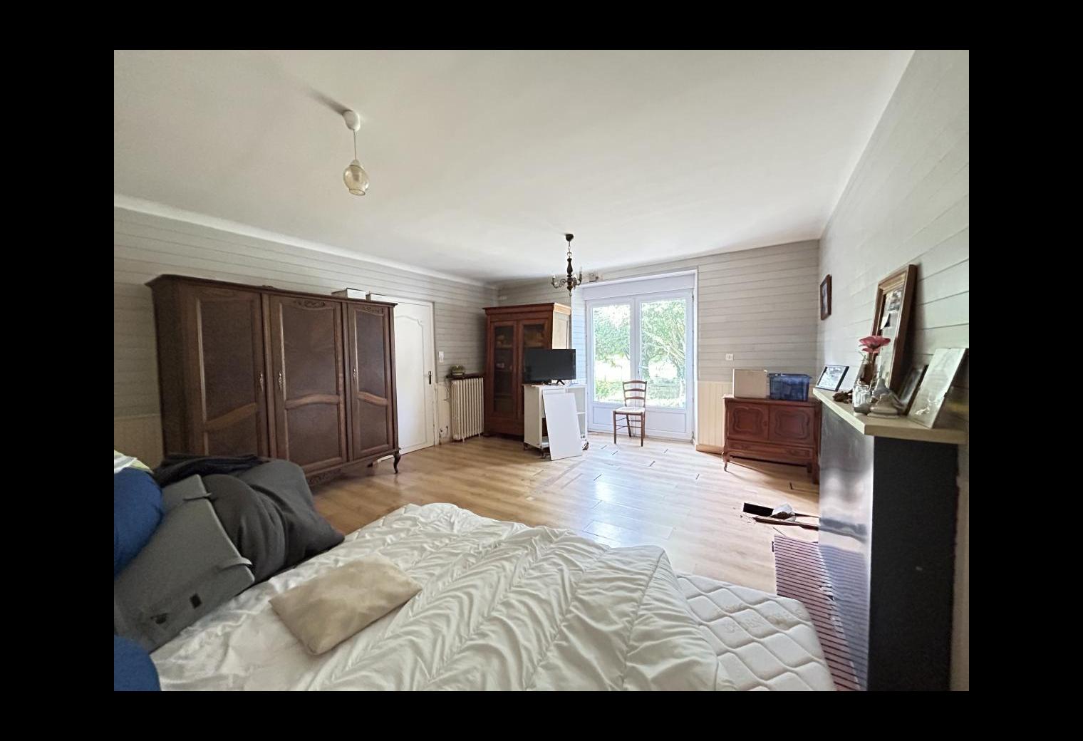 50fd23bd-e18e-4f96-bc06-1f076eb3a05b.jpg