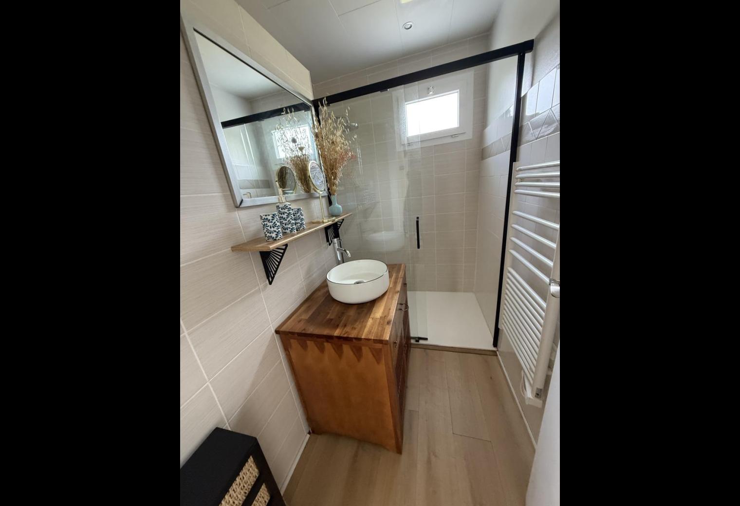 6bd27e9b-de37-408e-b88e-b1b1e3045807.jpg