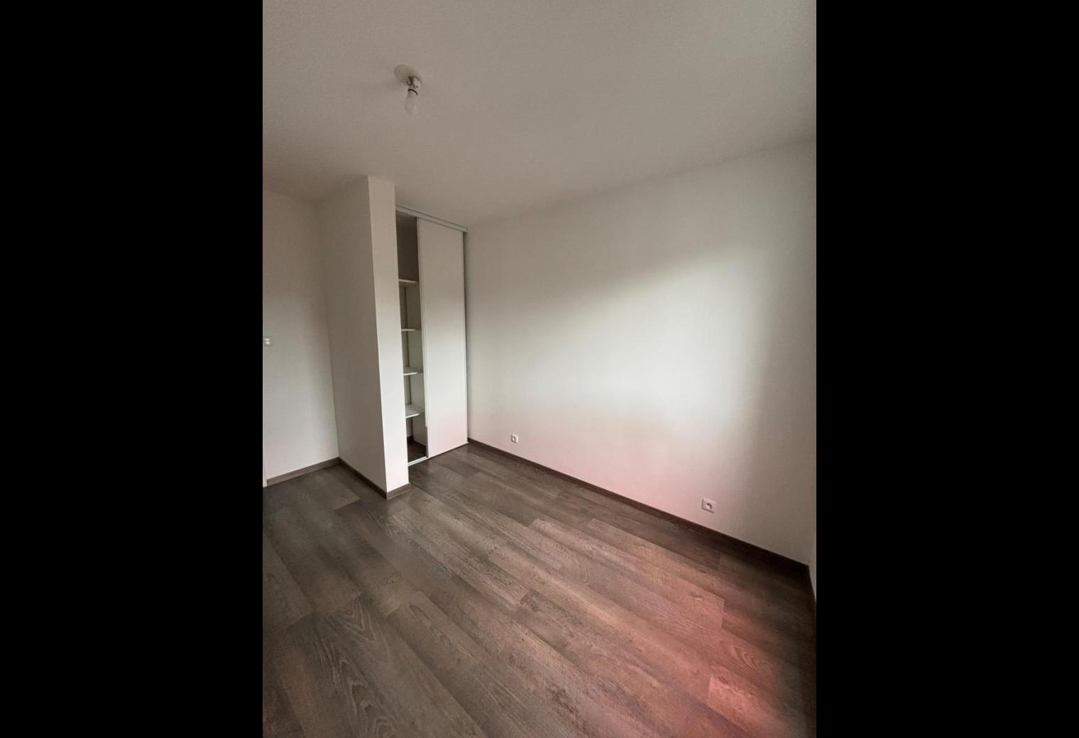 1b73e326-c921-47a6-a5d7-45df88bd5220.jpg