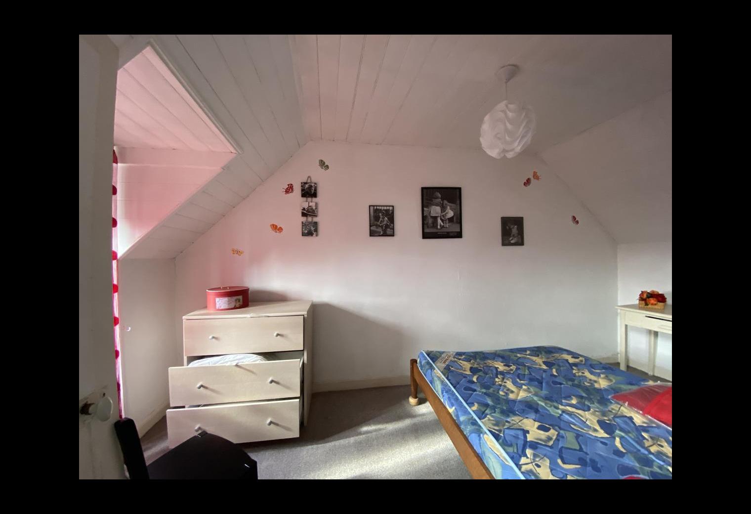 0d63012e-7040-47f4-9f78-c05187a2ce71.jpg