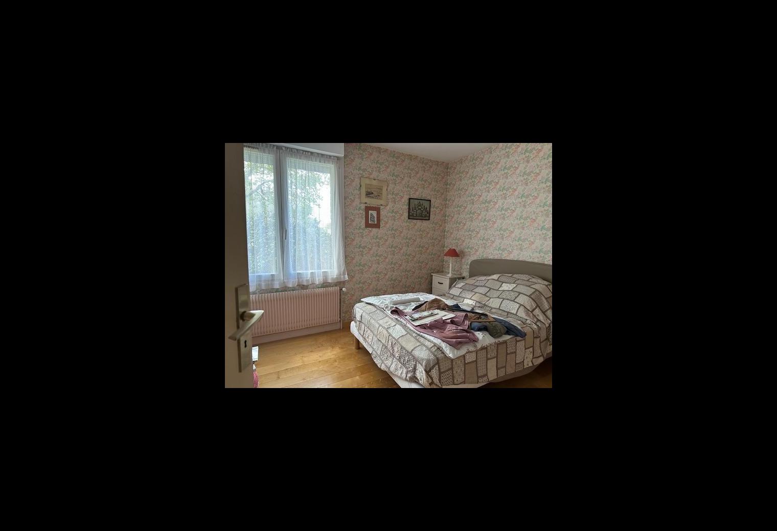ac136fc5-3cb5-40bd-93c2-b9609ecc53bf.jpg