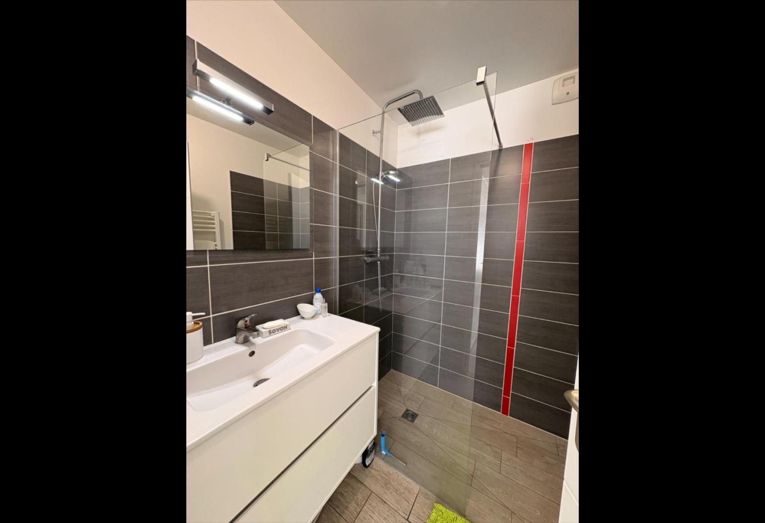 30191468-4a6b-41c3-8c23-9e47f605a61d.jpg