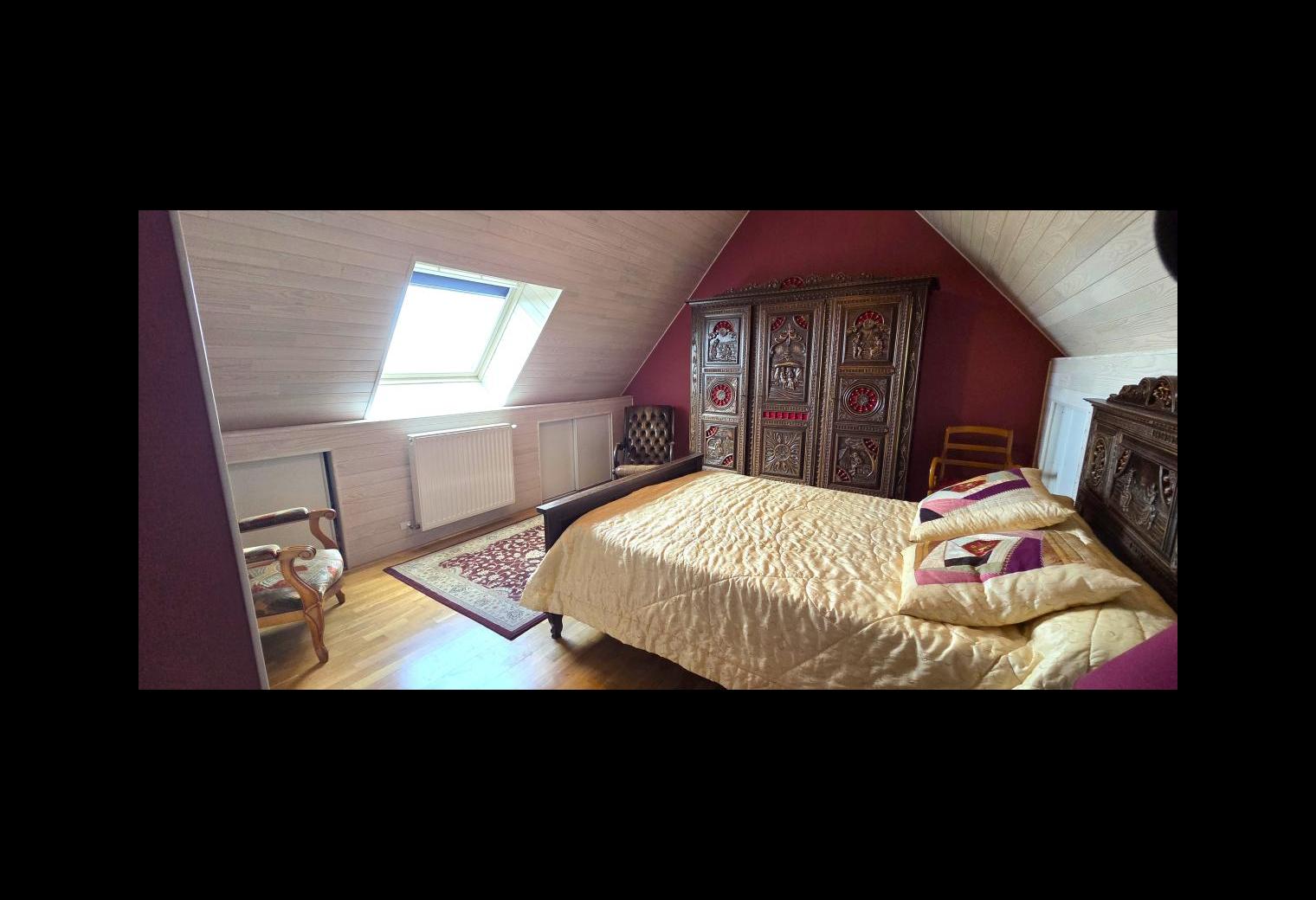 dfee445f-f44d-49f2-bfce-1b386b8773a7.jpg