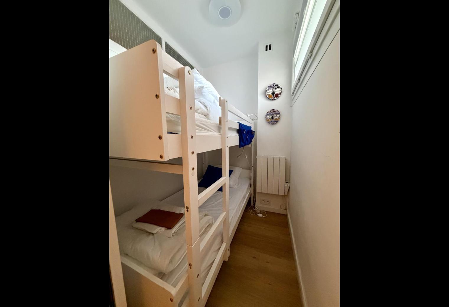 b79db13a-fd48-4695-8cbf-9da30a778fe3.jpg