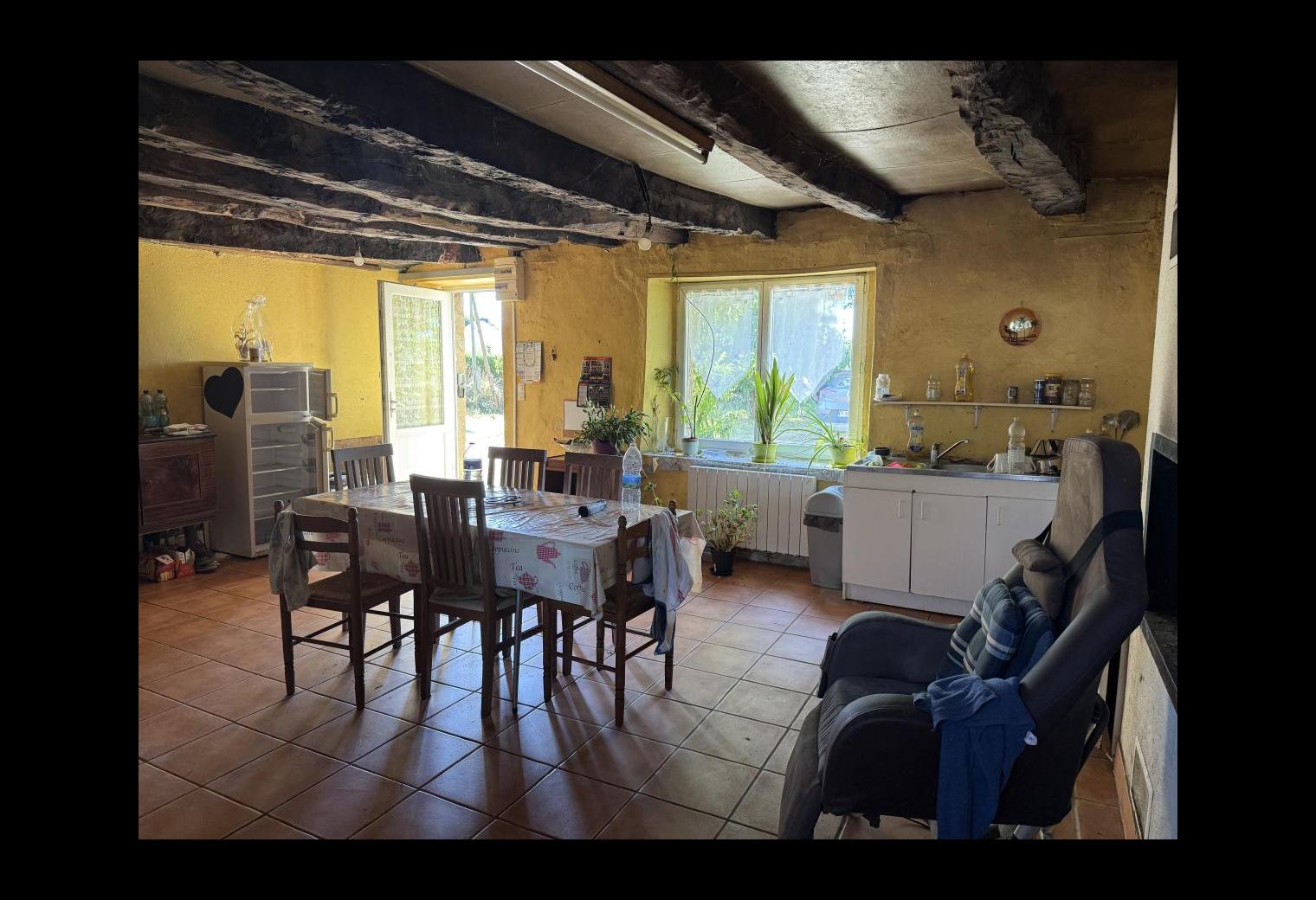 5d179357-2d6c-4d81-849e-abbf0cf634a0.jpg