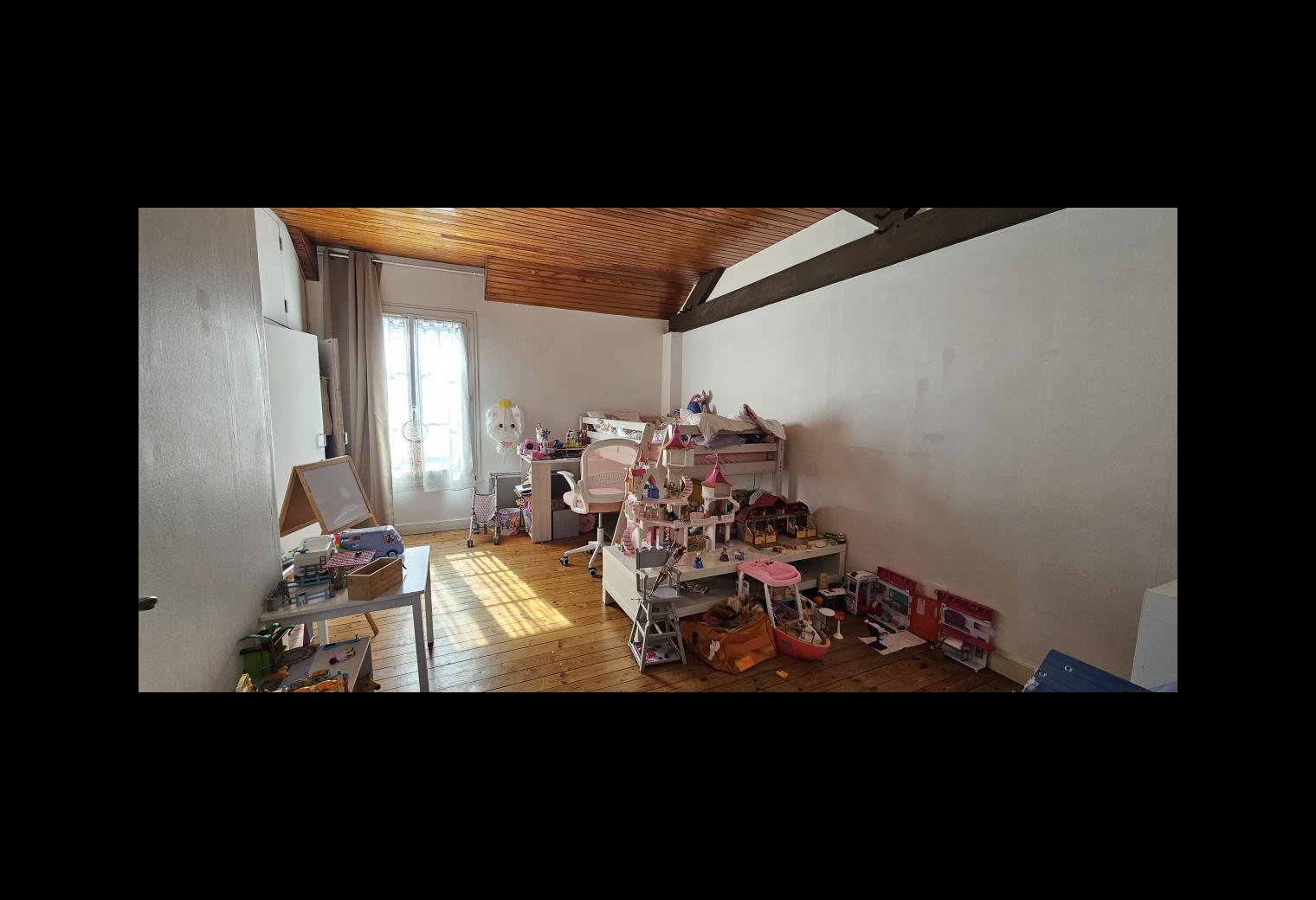 27d1745a-9f35-4a37-b4ca-e74d47db400d.jpg