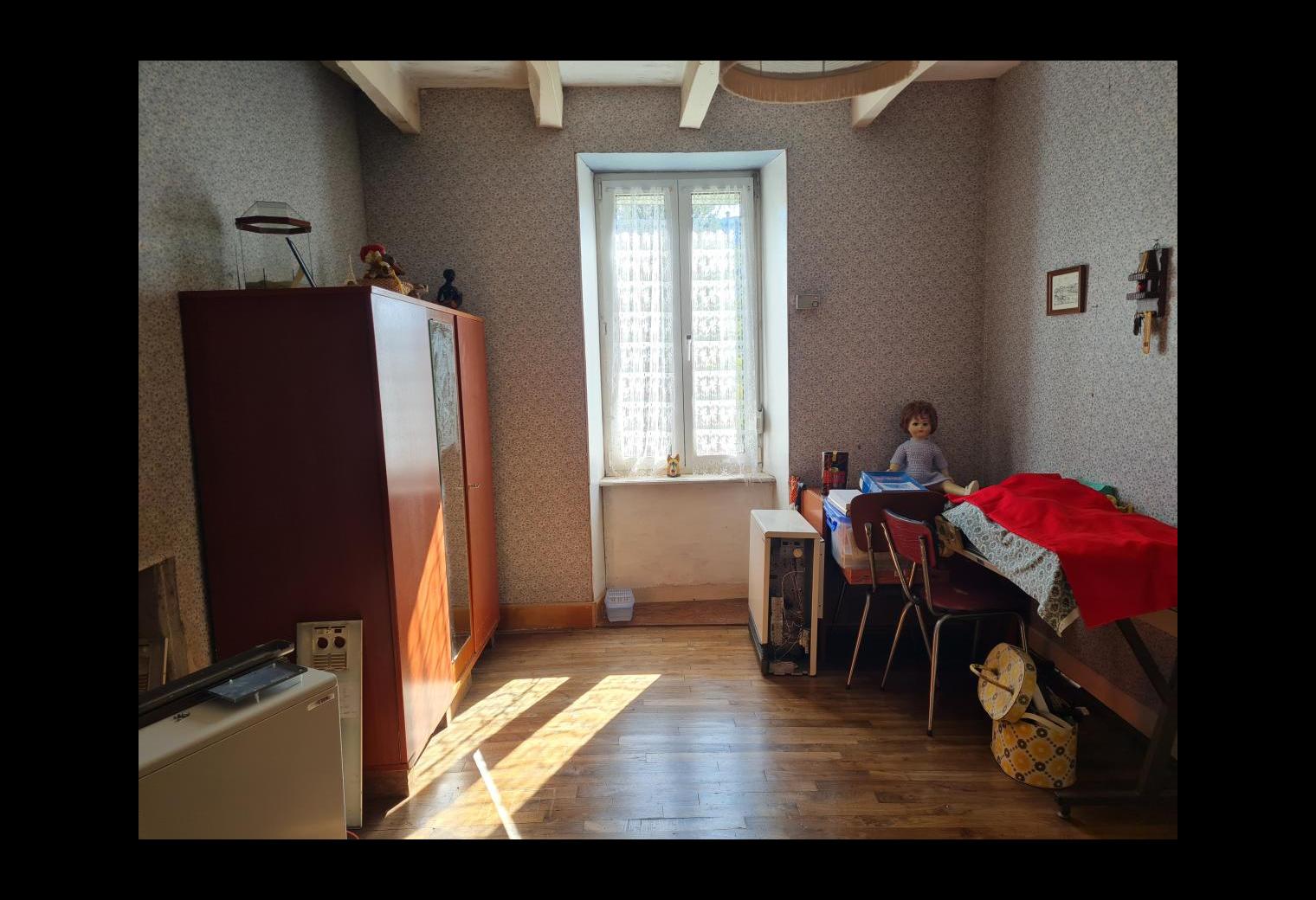1c41fe9d-d17d-4b0d-9d10-472d93093c4e.jpg