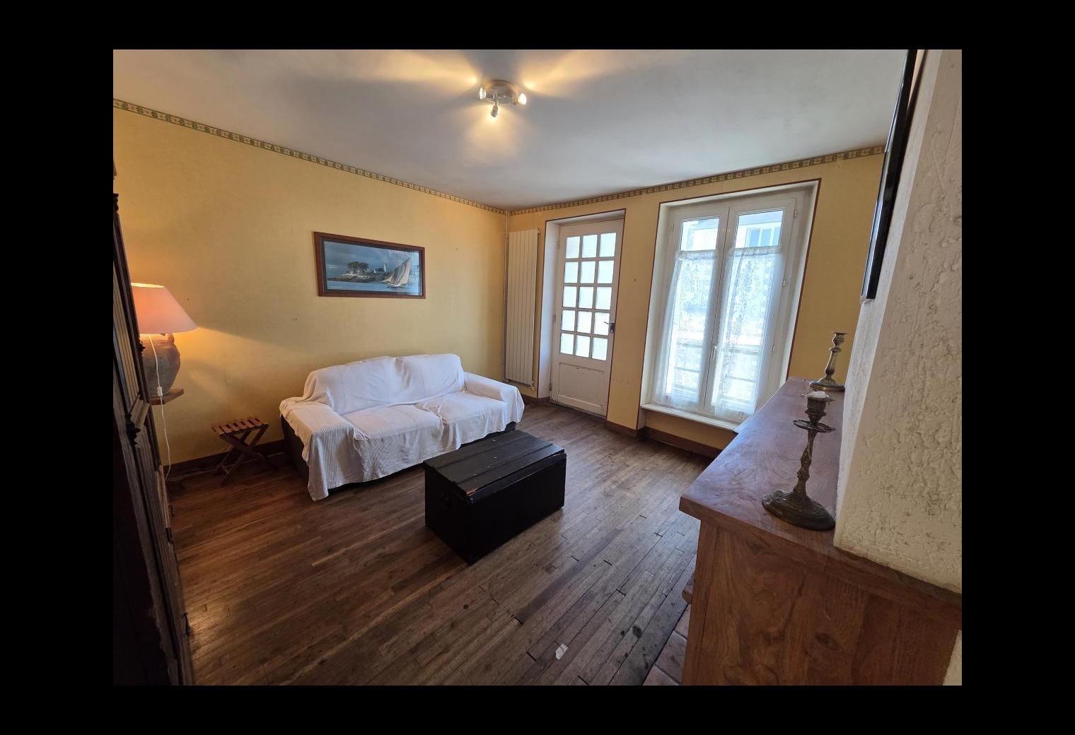 a437b495-8289-4de8-a7de-5f9780ac94bd.jpg
