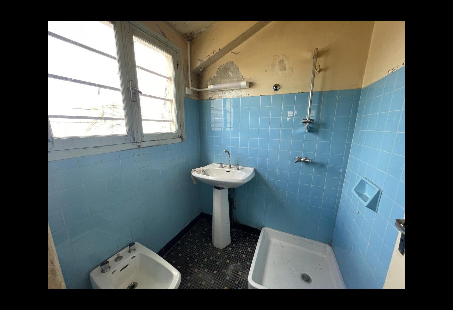 fa3258a8-3d6d-4705-beb3-9133be402665.jpg