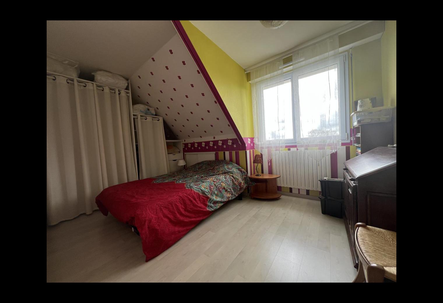 ad1e60c5-0ca5-492a-b8bd-68ca71d17947.jpg
