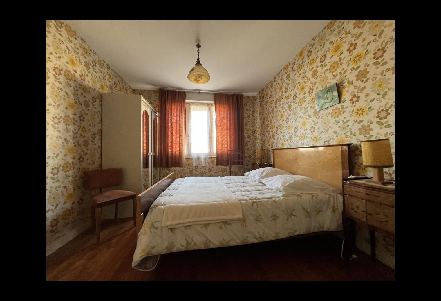 06dd8ce6-ba79-4091-9d84-4b9b9ac97085.jpg