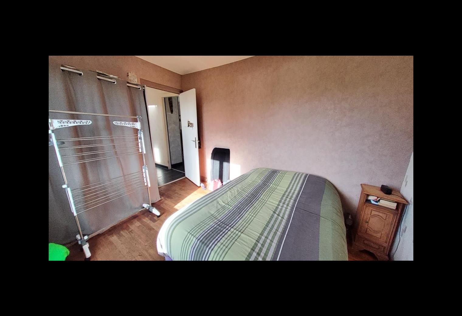 50b9c8cd-cdca-495f-8593-245b3a6f77fa.jpg