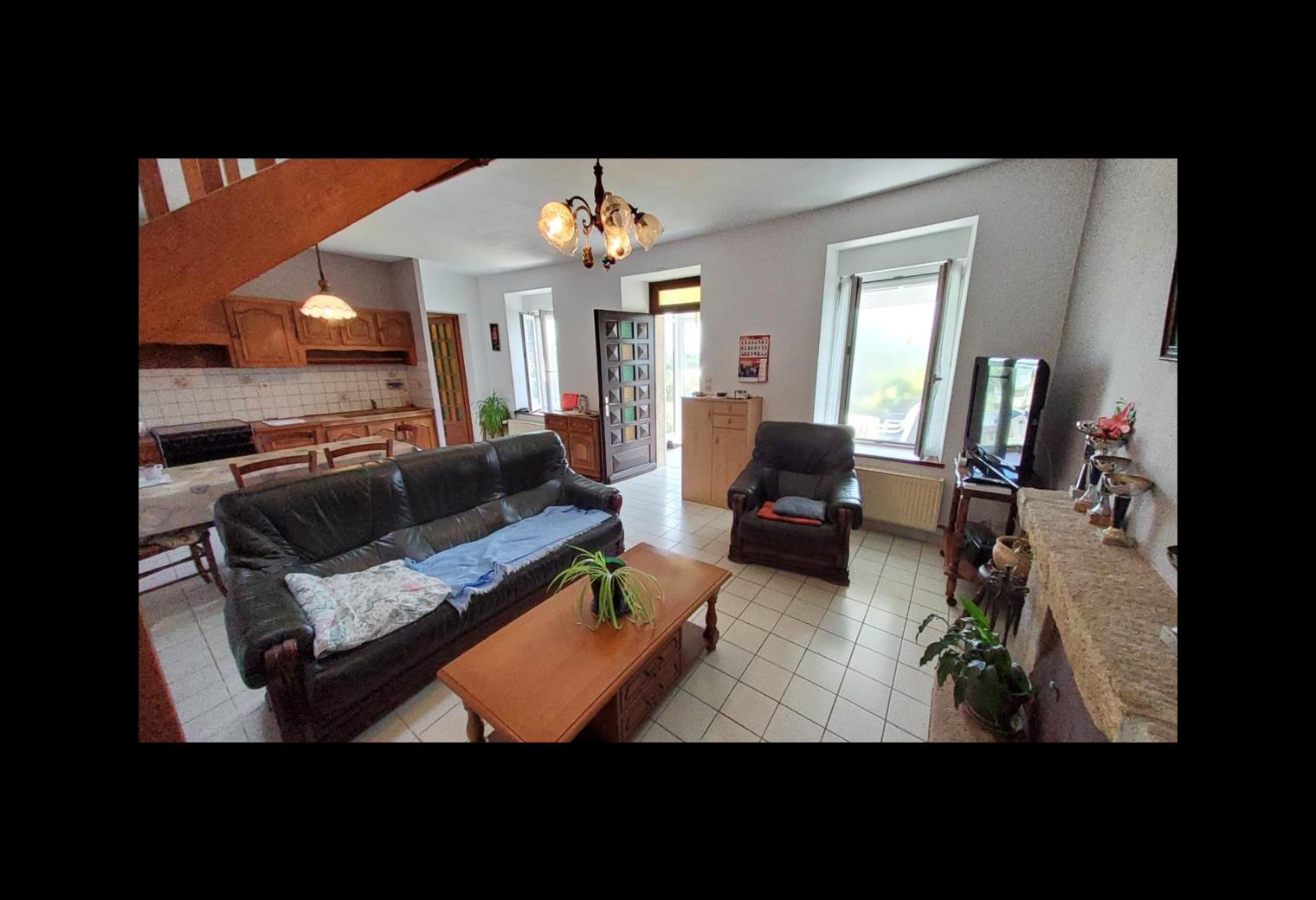 9bd610cb-96a3-487b-beea-701a9fbe4ac9.jpg