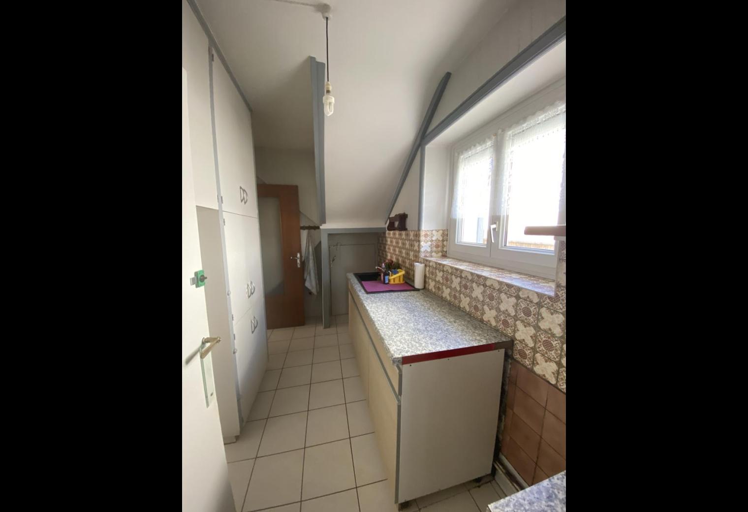 b3d7e77a-0bad-42cf-8aa6-a122ce0da8ea.jpg