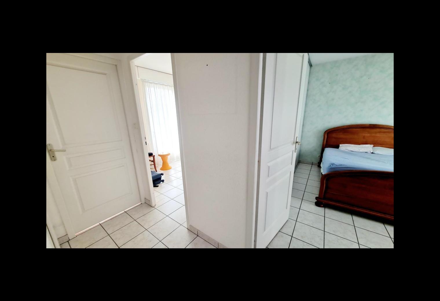 9f1decb8-0e13-4fd8-aa57-6b0aae0619a4.jpg