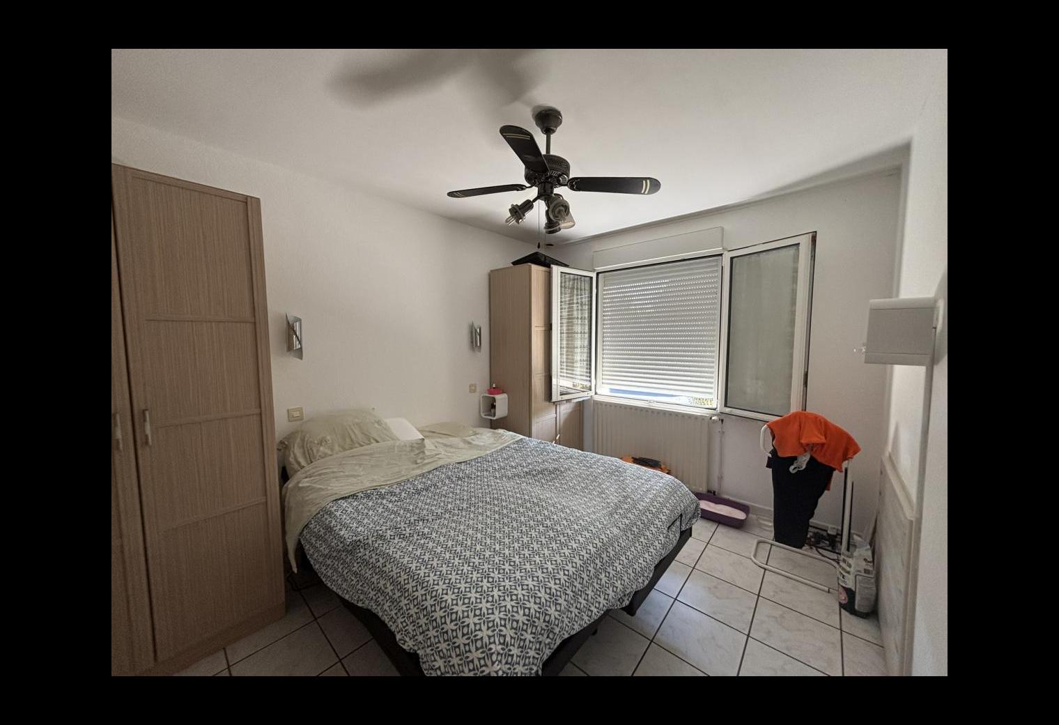 567db196-d9fb-4ef1-aca3-4ede14d82df7.jpg