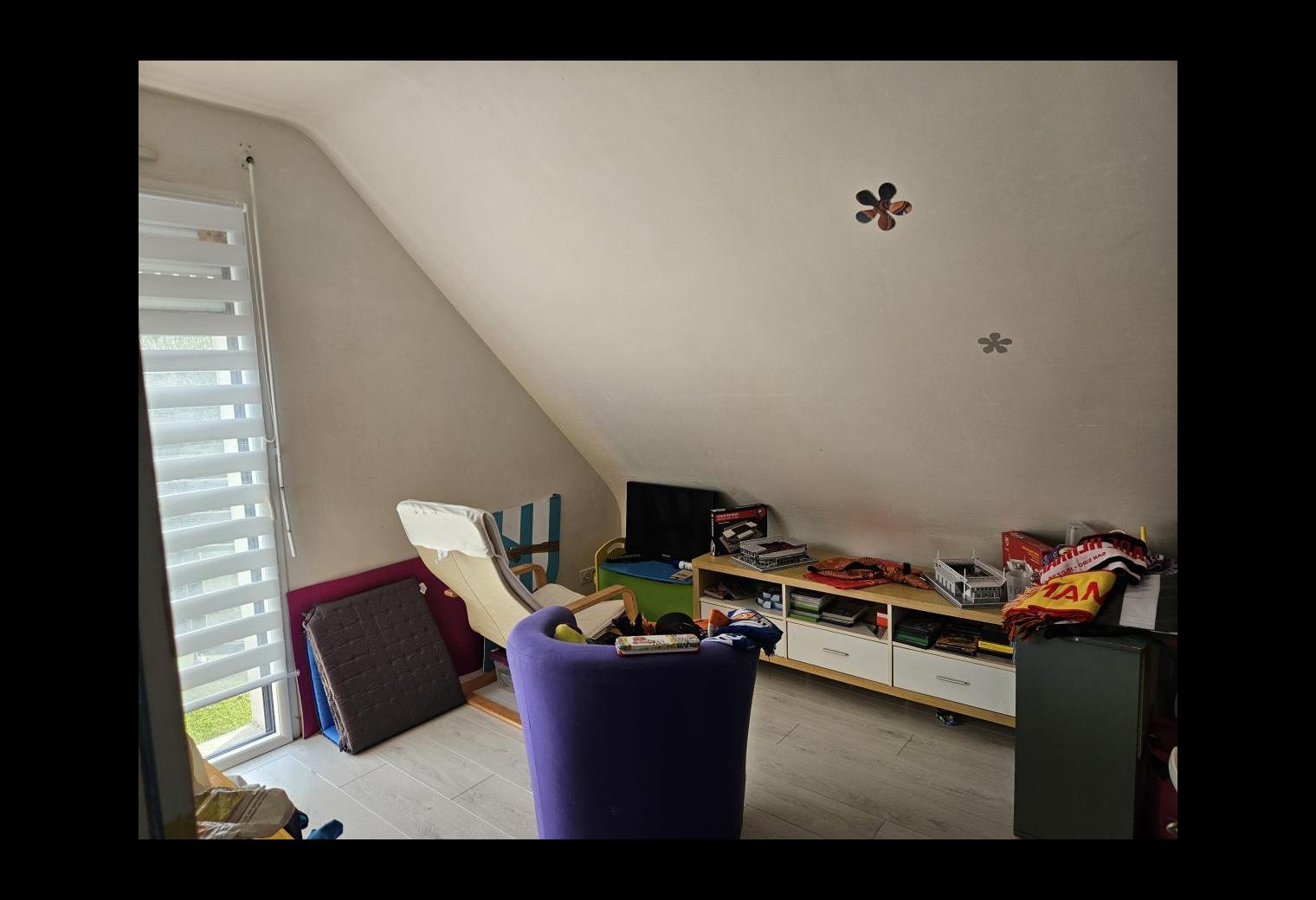 224085fe-3baf-4c7e-8eb1-d5d733fc9d59.jpg