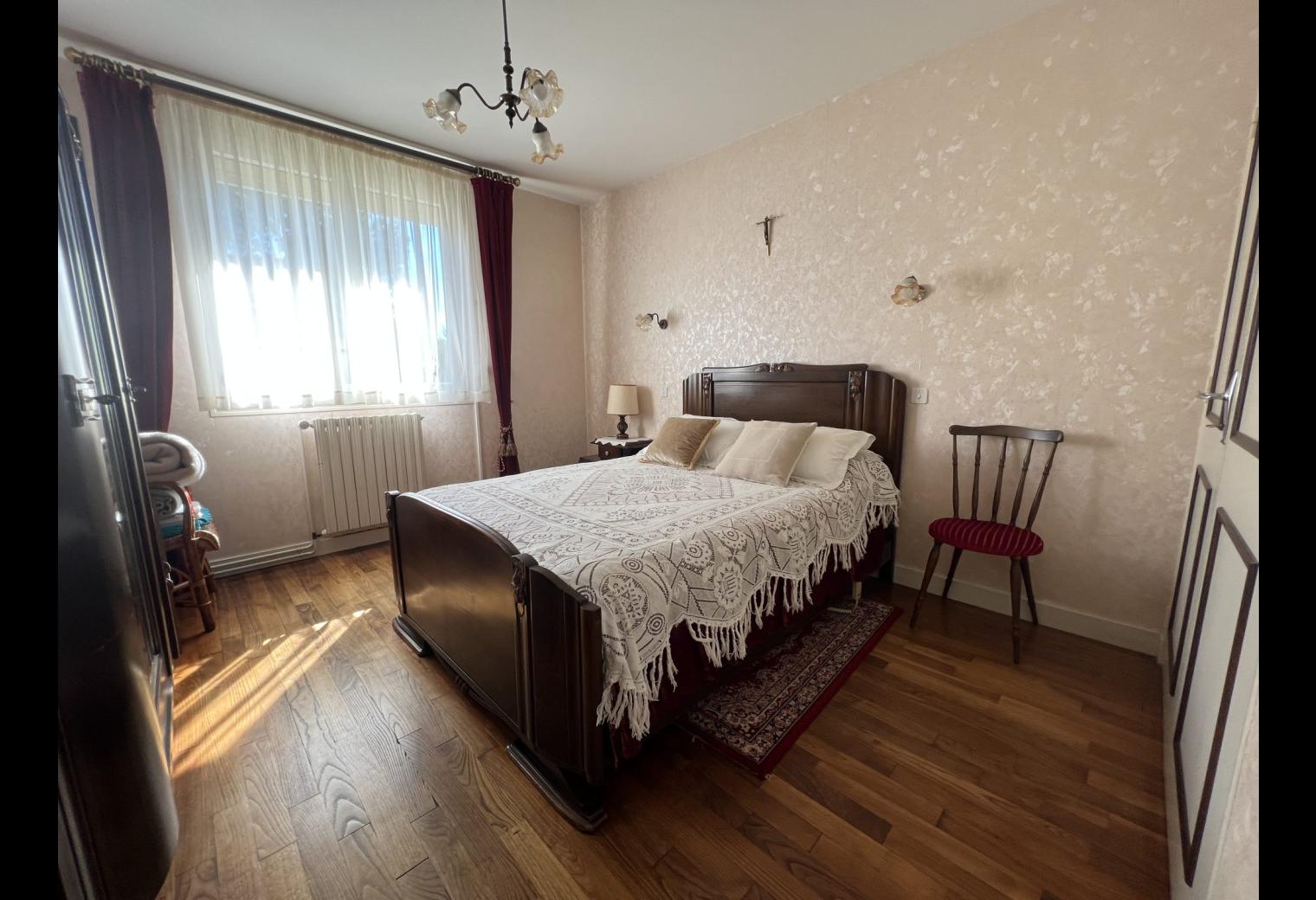 dd37f569-93fe-4436-9eb9-48a97d8d80cc.jpg