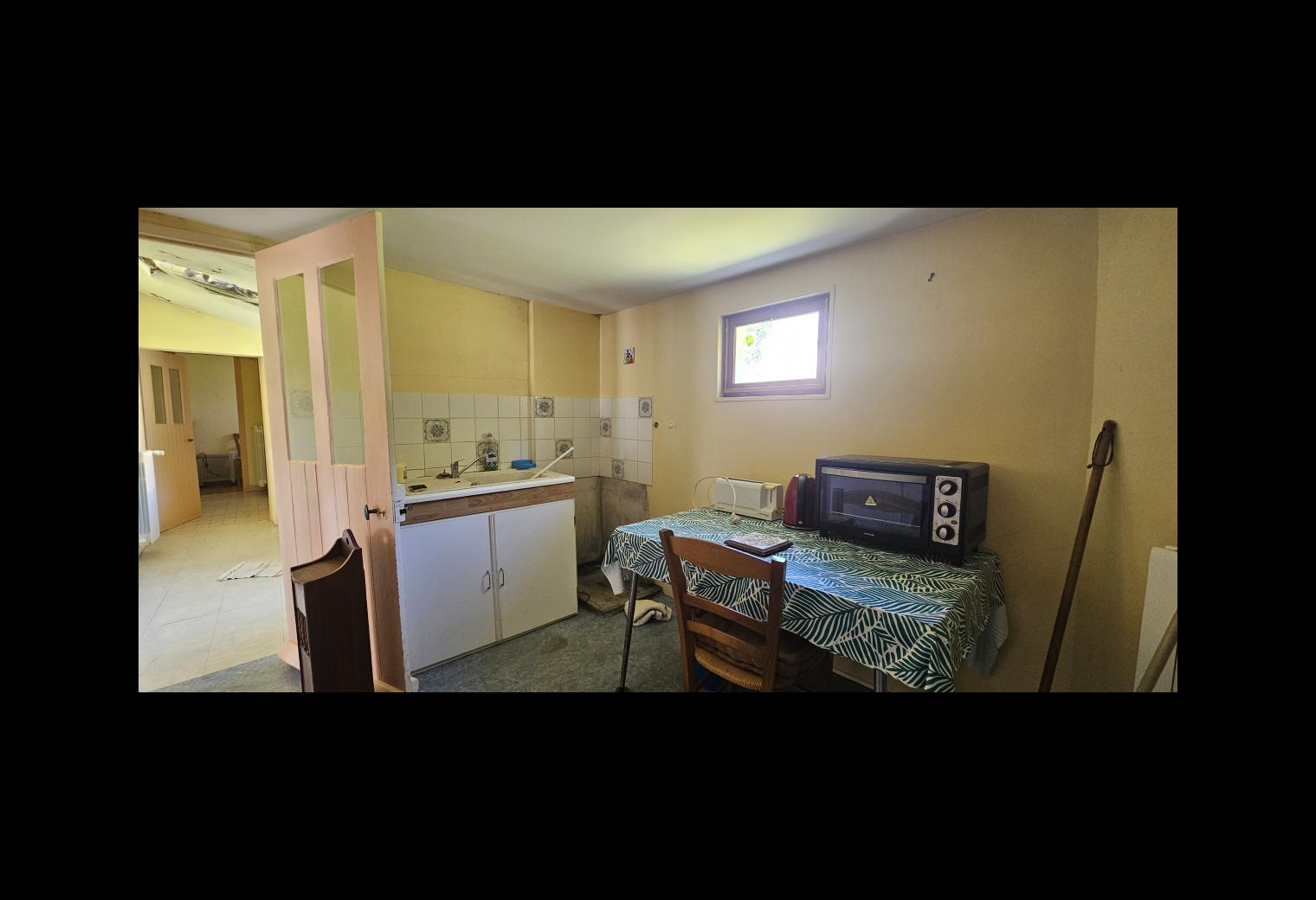 a4449312-4ebd-4392-9cb7-1ad45534b8bc.jpg