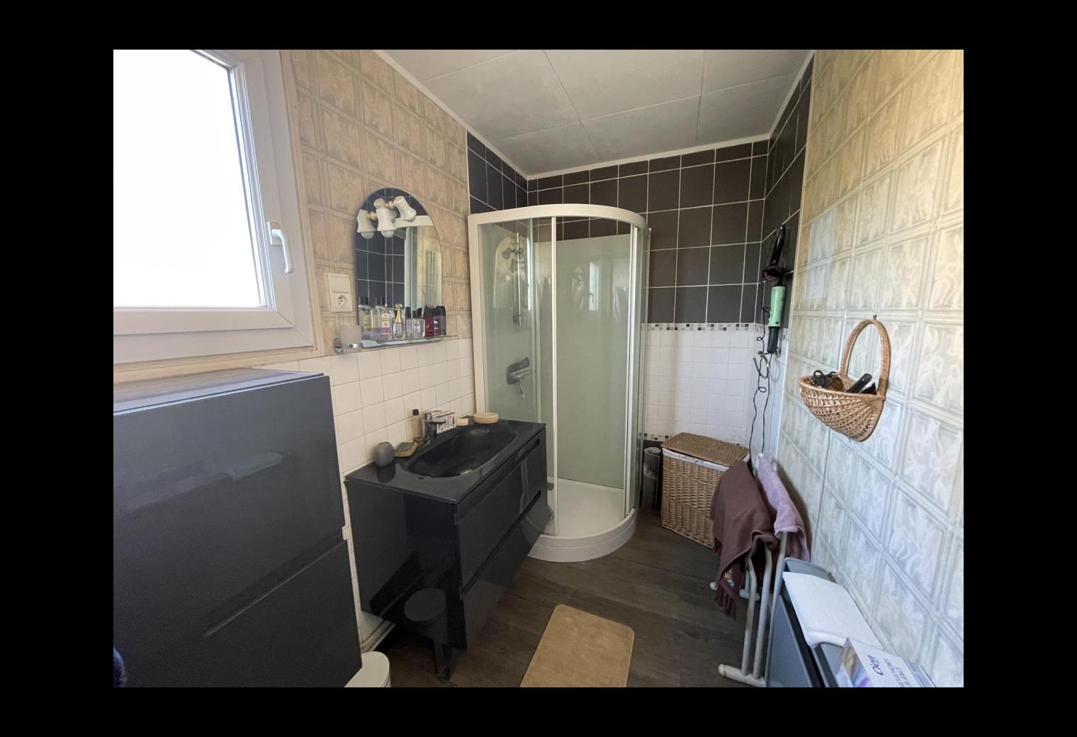 4577d410-72bb-4cf3-beab-ee8effe5a8c6.jpg