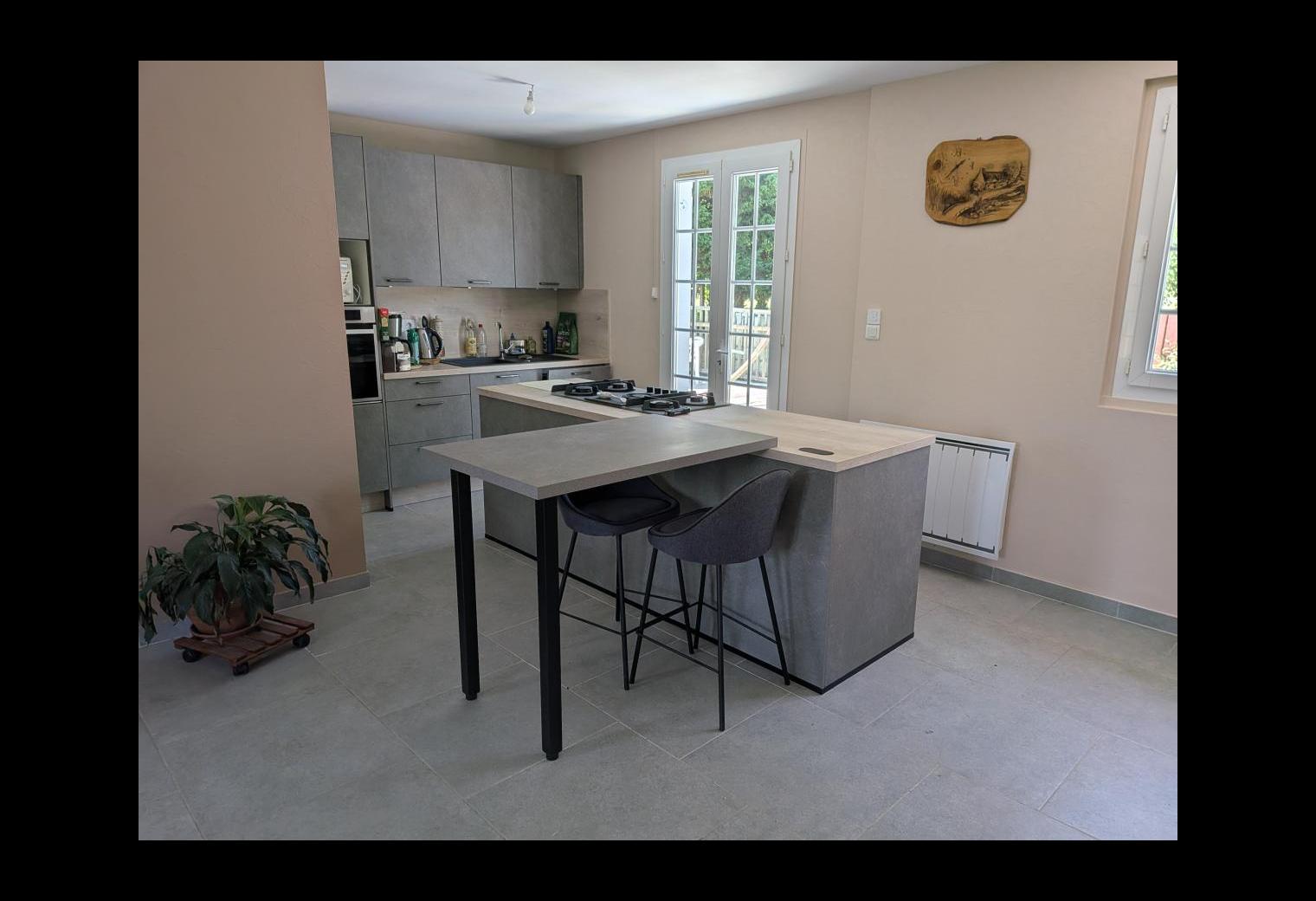 3bd24045-3261-4a47-bfdd-1dd4995de82b.jpg