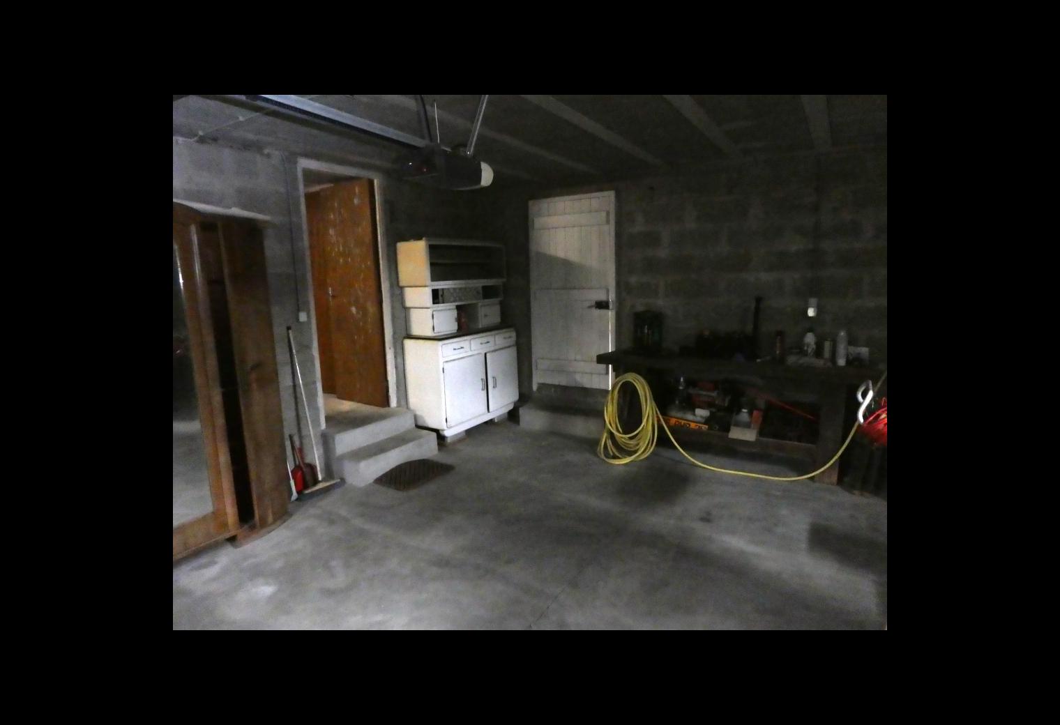 ba6d2a49-68a3-41b9-be75-469284ef1570.jpg