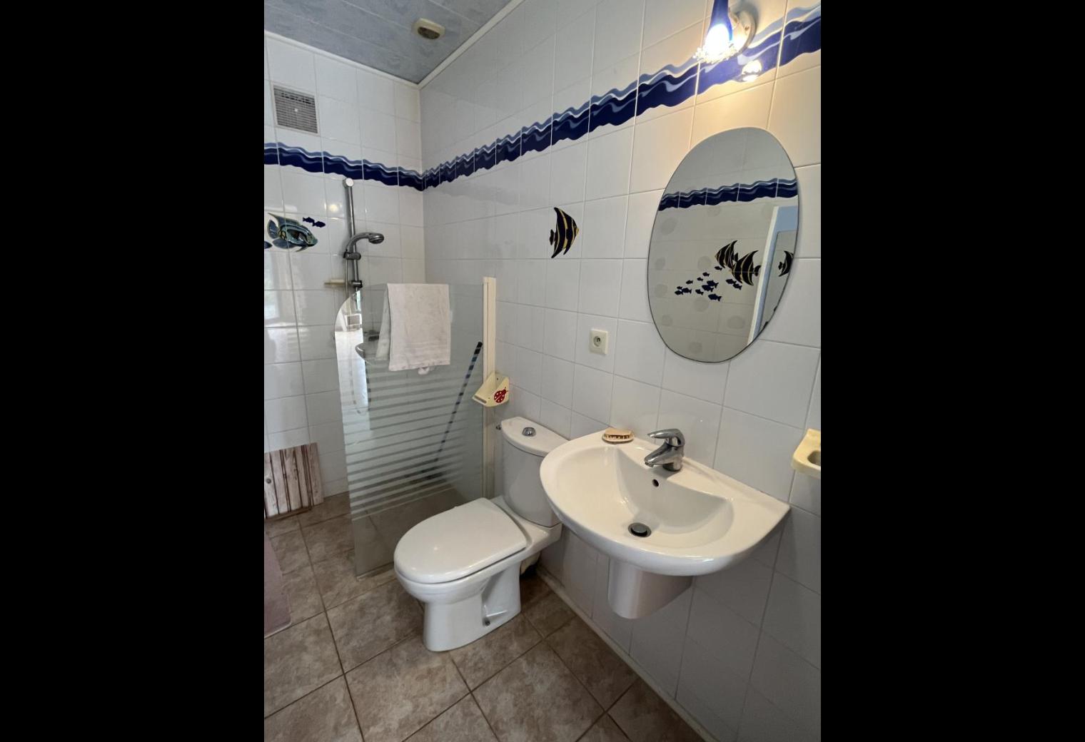 21d06fb0-5909-433d-8899-4632c6e594ef.jpg