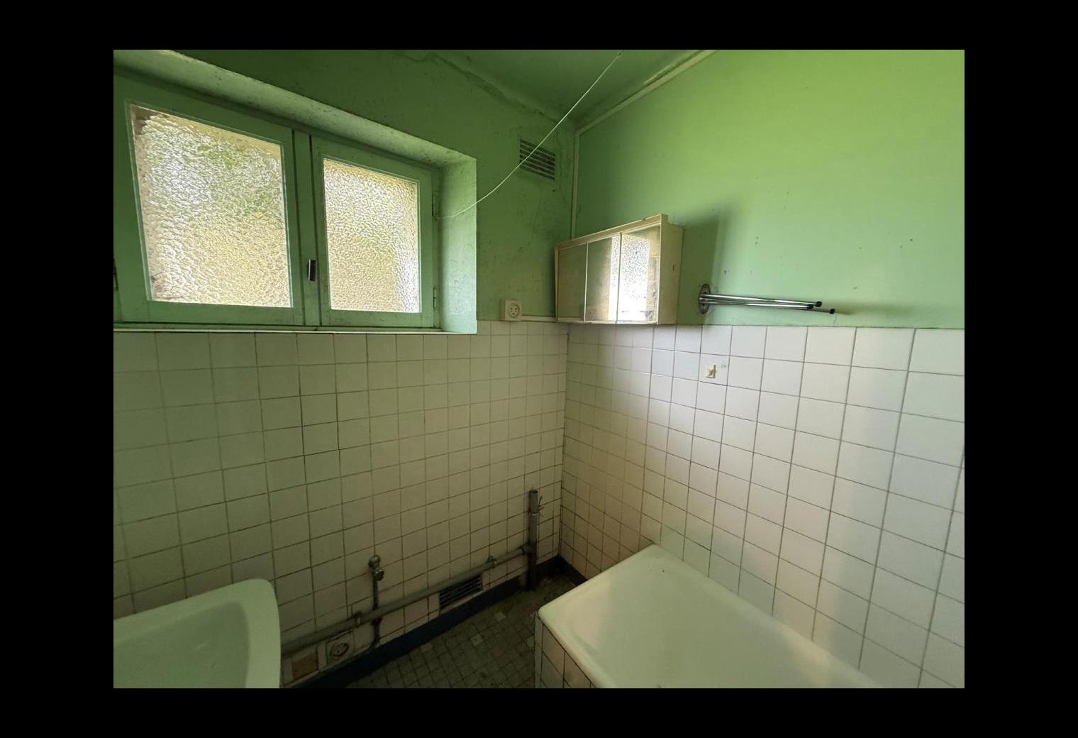 b6be9948-9508-482e-ae21-6c7cd8c396d6.jpg