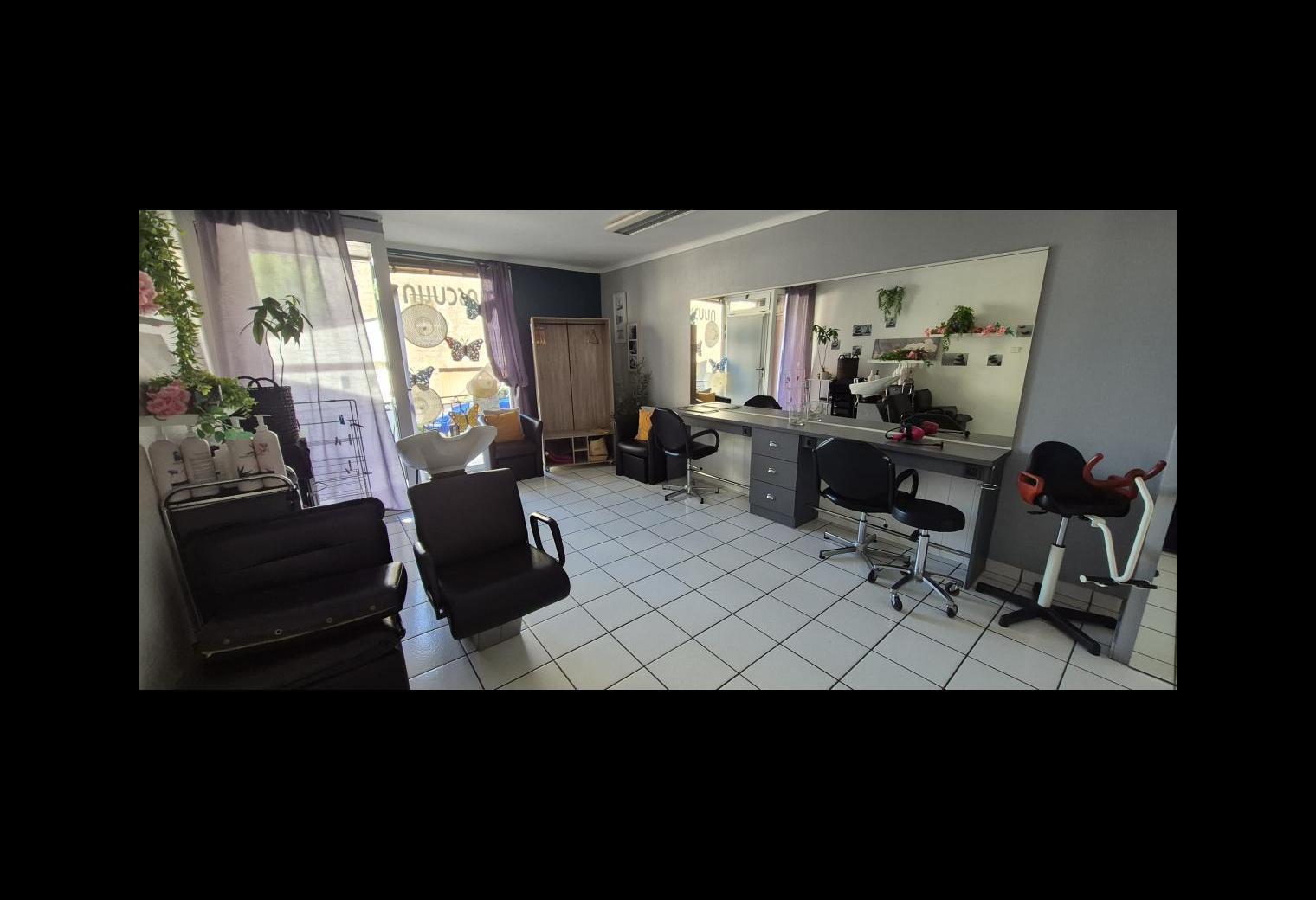 b3d654c6-500c-40c8-bd3e-e25525646136.jpg