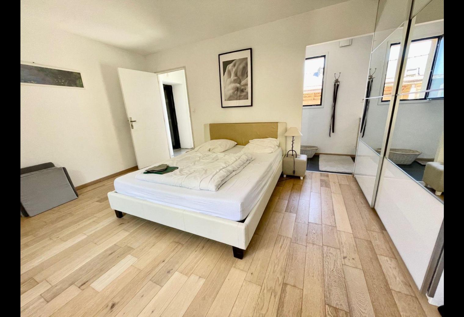 e03146fb-eae4-4452-9063-685deda538b2.jpg