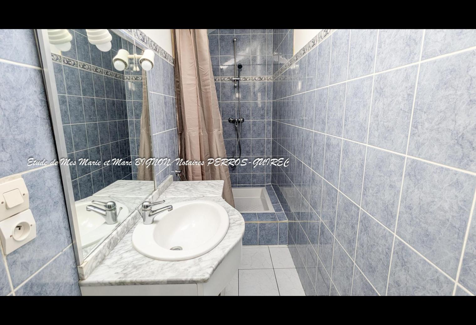 c934f32c-f40b-47fc-ac3b-2e9d898c20df.jpg