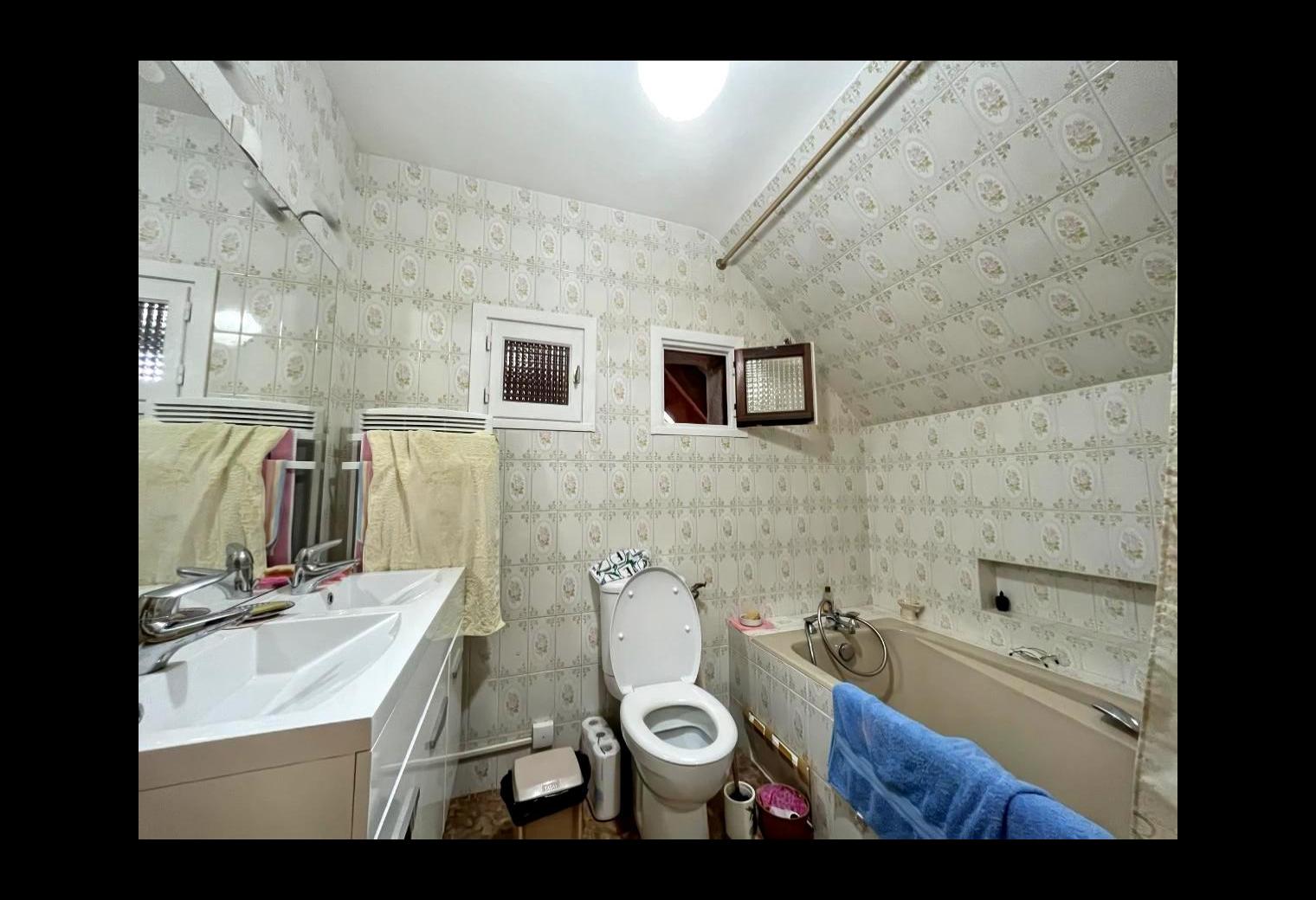 79bd3b2c-730e-4237-ae4d-d191d6fea388.jpg