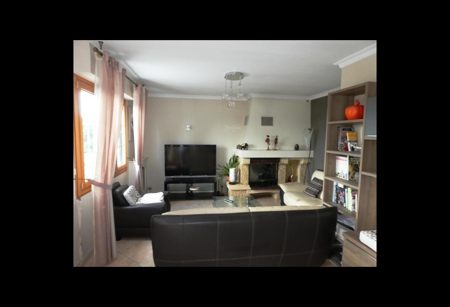 90d18aff-ade2-41b3-8dd2-ec159bad9eaf.jpg