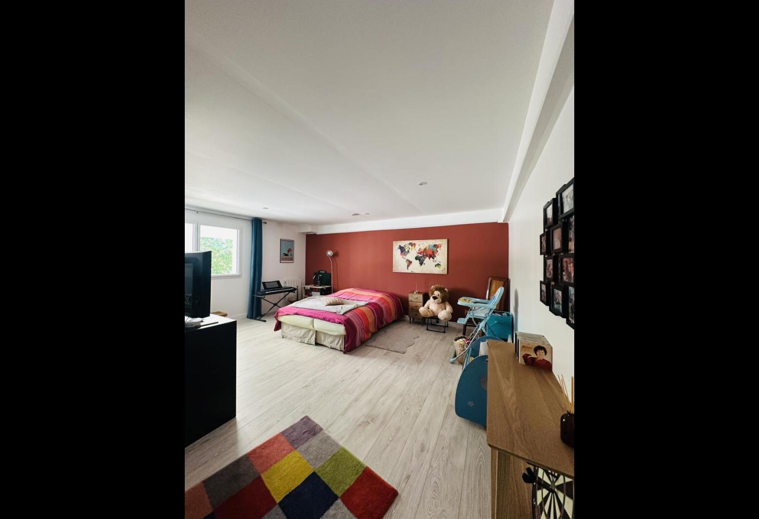 9d71fd07-9084-4397-a3d1-cf02d289c7da.jpg