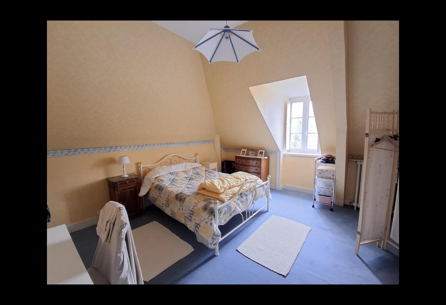 e6822cbb-9dde-4d54-b723-fe82ee26be5f.jpg