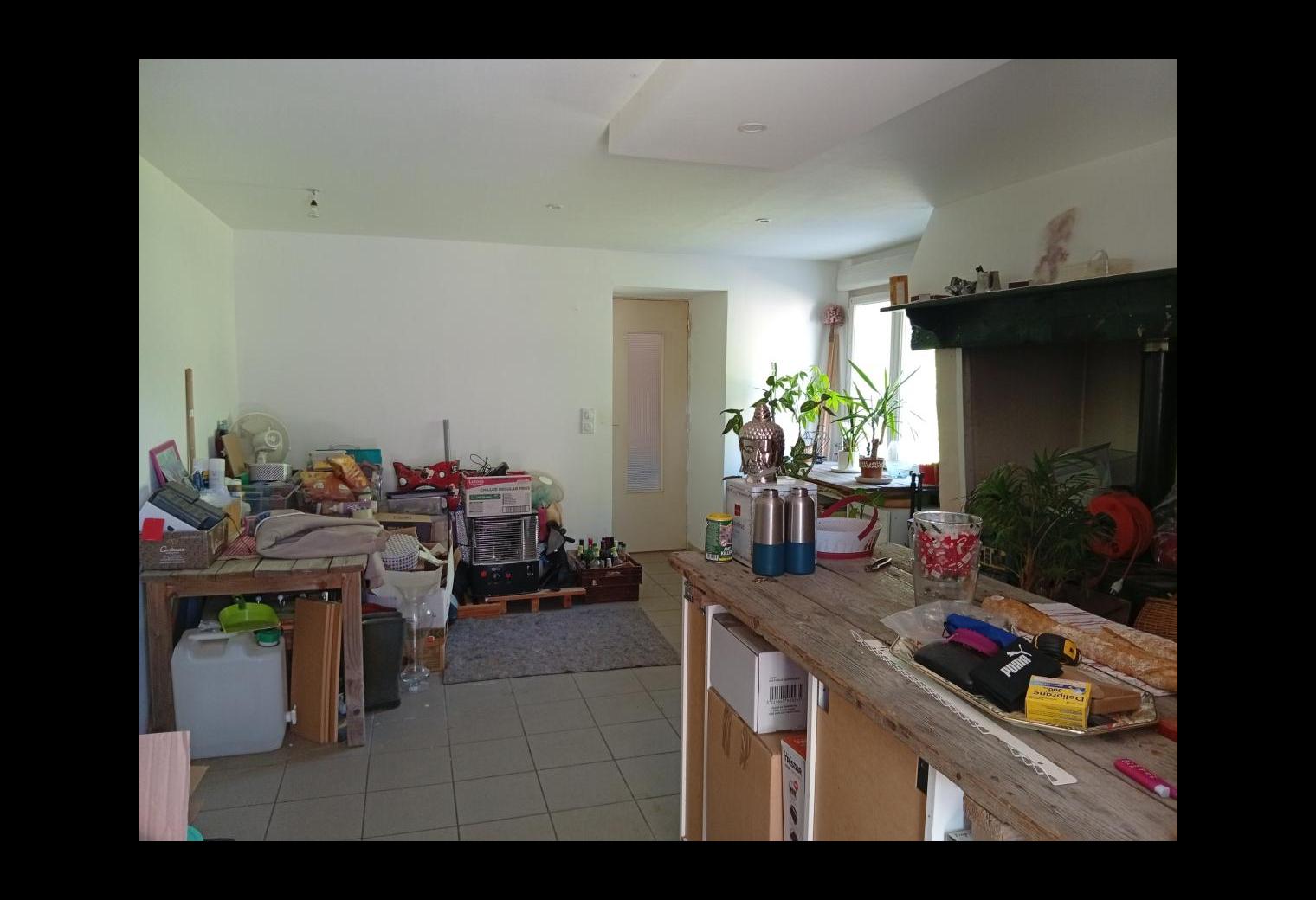 14fa6caf-5f98-485e-8d89-7cf7f26a74eb.jpg