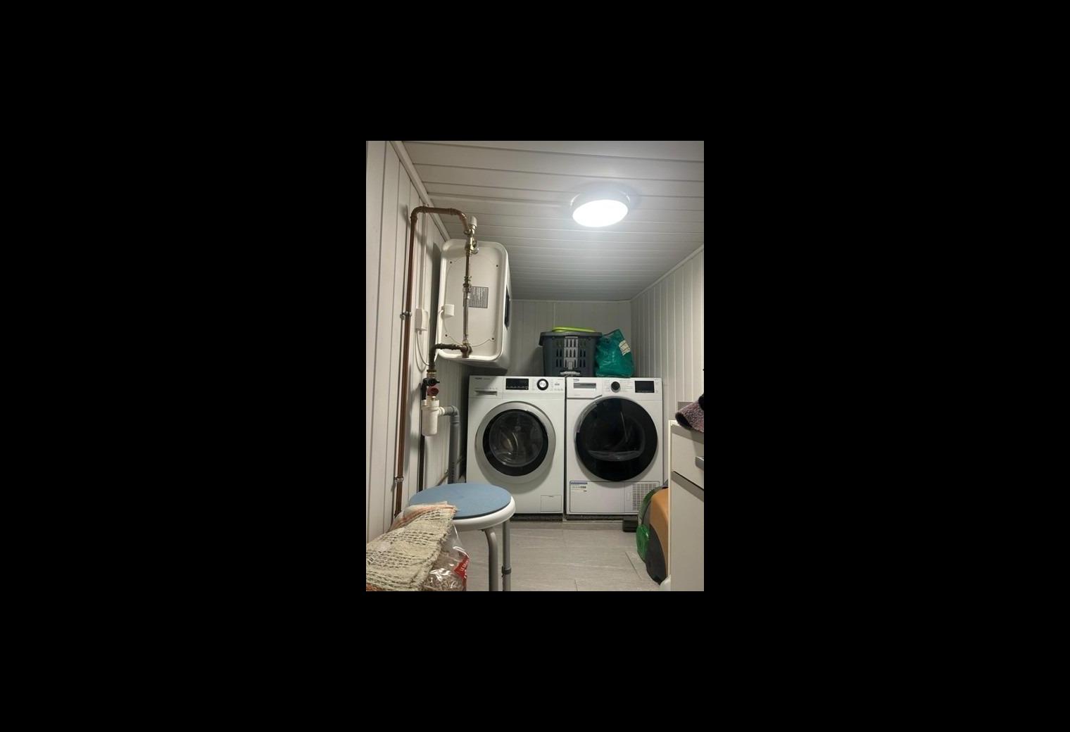 87db24bd-5c0f-4e37-b75d-c5febde5fda9.jpg