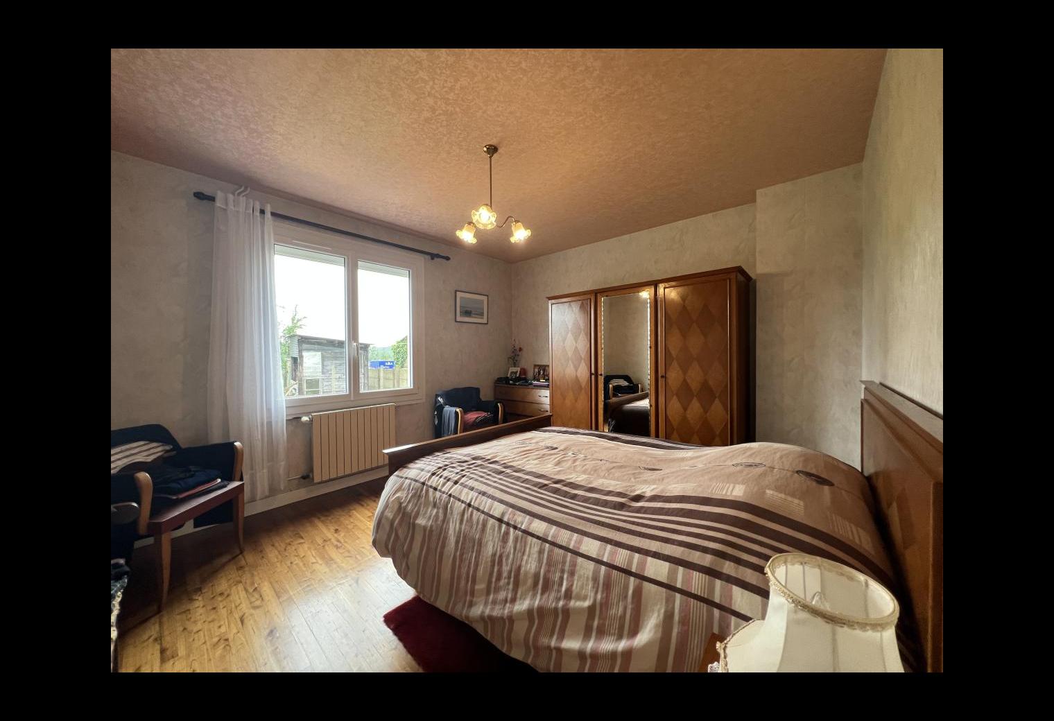 ef0dce8d-1222-4cee-b216-ae20aac2a942.jpg
