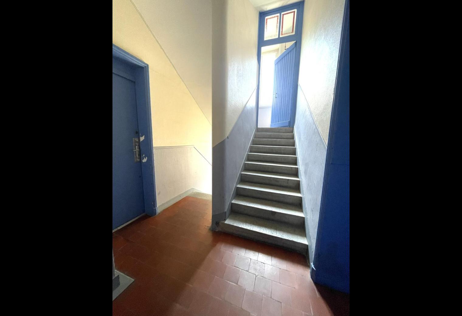 1eb5a0aa-c31d-446e-9ad3-9737169cb066.jpg