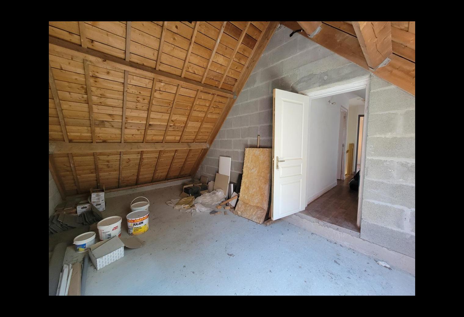 d6481bb4-7452-487a-8934-230334611bd9.jpg