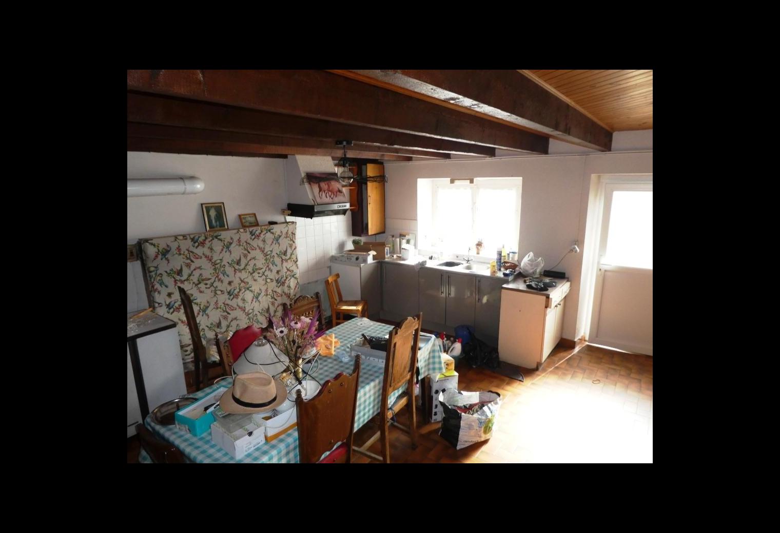 e58f3b62-b79f-450b-8bd2-3bdcccfb8ff8.jpg