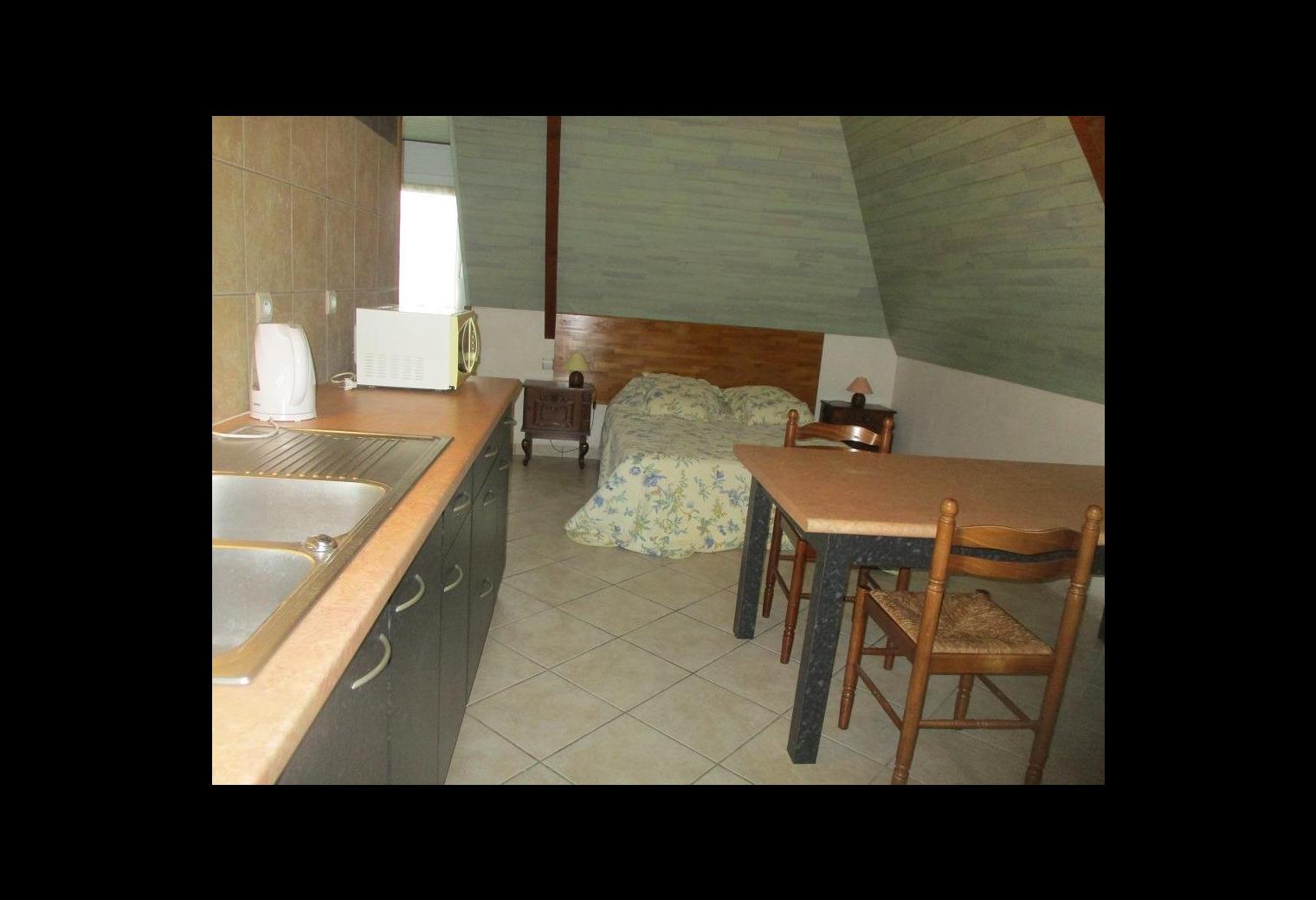 fdbb3d97-0e8b-473e-b197-5fa4583e4b53.jpg